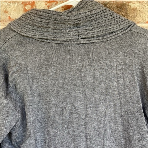 Cozy Gray Cowl Neck Sweater - Picture 6 of 7